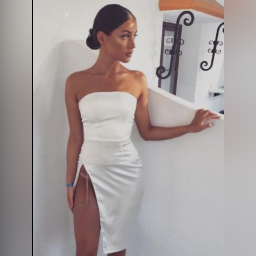 NWT MESHKI White Satin Strapless High Slit Bridal Bachelorette Alanya Dress XS